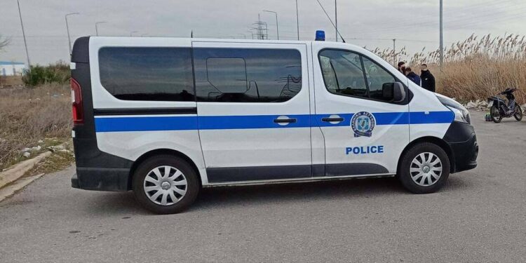 Εντοπίστηκε η 16χρονη Αμάντα: Την εξέδιδε Αλβανός σωματέμπορος 46 Εντοπίστηκε η 16χρονη Αμάντα: Την εξέδιδε Αλβανός σωματέμπορος